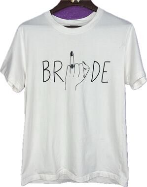 White Bride Ring Finger Graphic Tee Funny Size M Bridal Shower Bachelorette